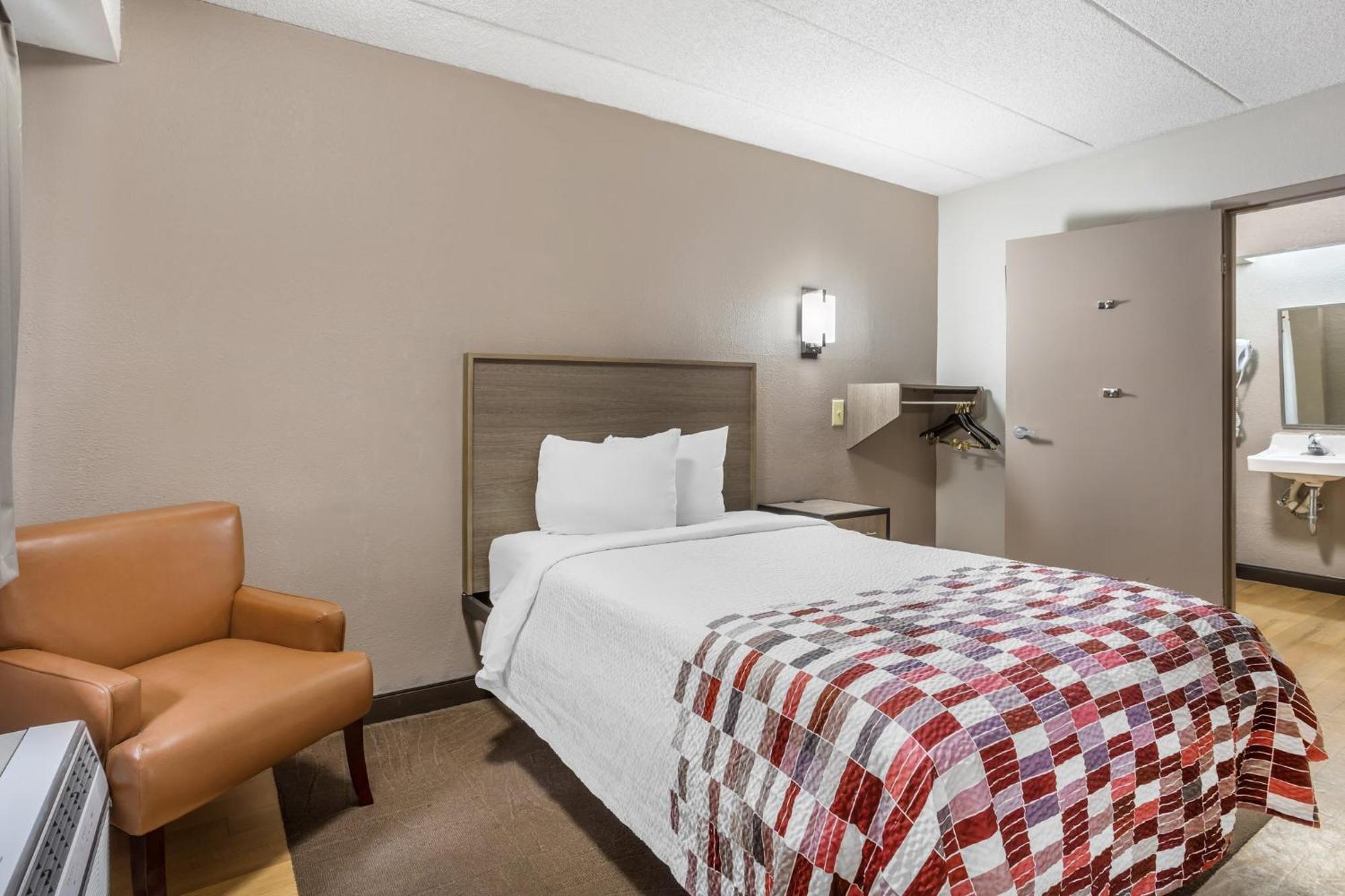 Red Roof Inn Tinton Falls-Jersey Shore Buitenkant foto